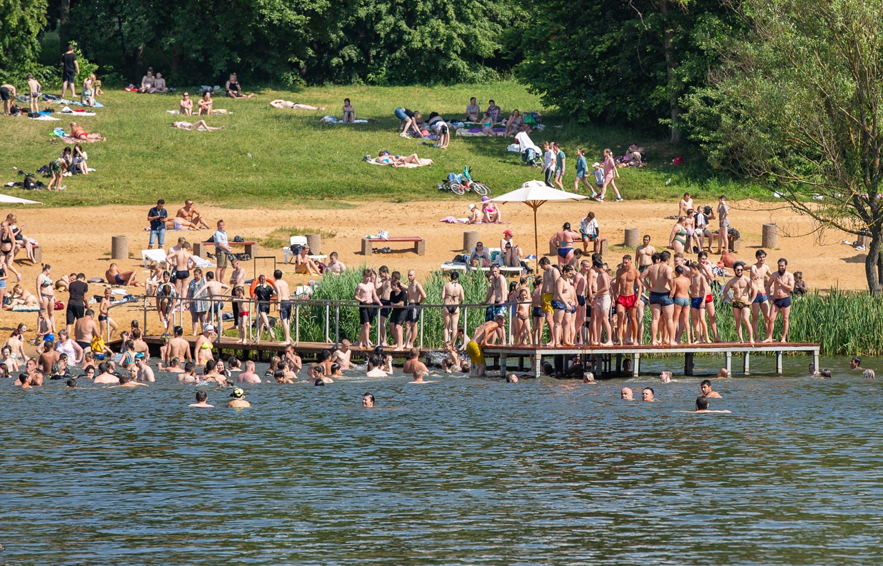 зона отдыха голубая вода