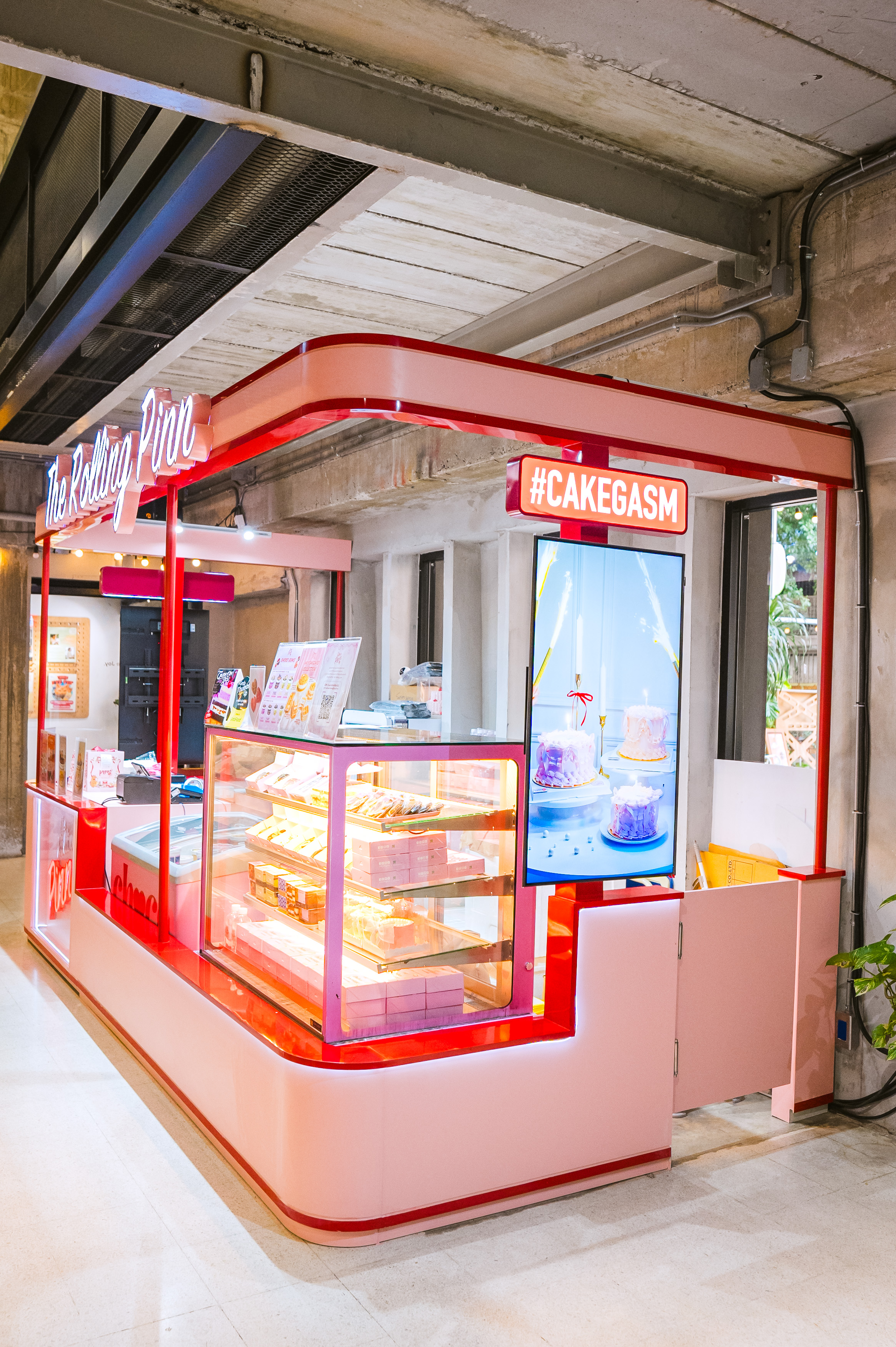 The Rolling Pinn at Slow Combo — view 4