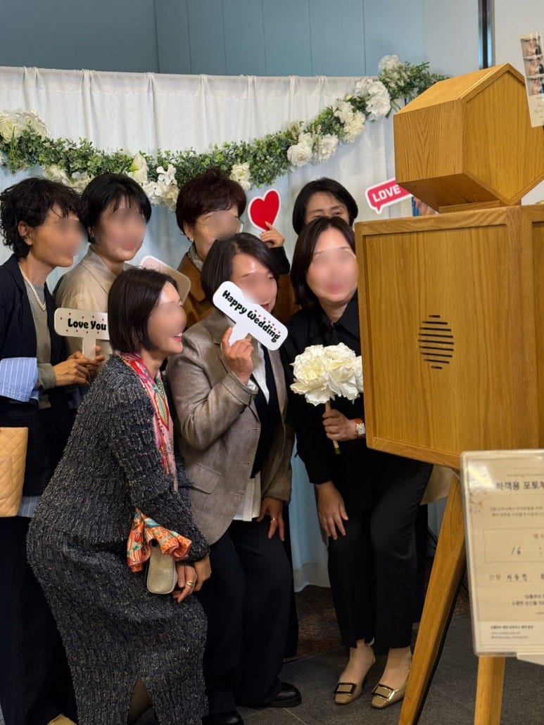 심플큐브 웨딩포토부스 - 포토부스대여 서비스