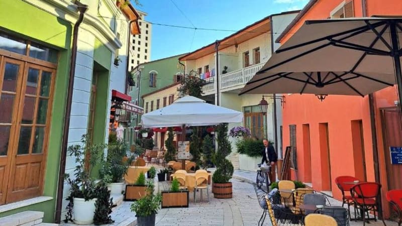 Seelf-walking tour of Vlora