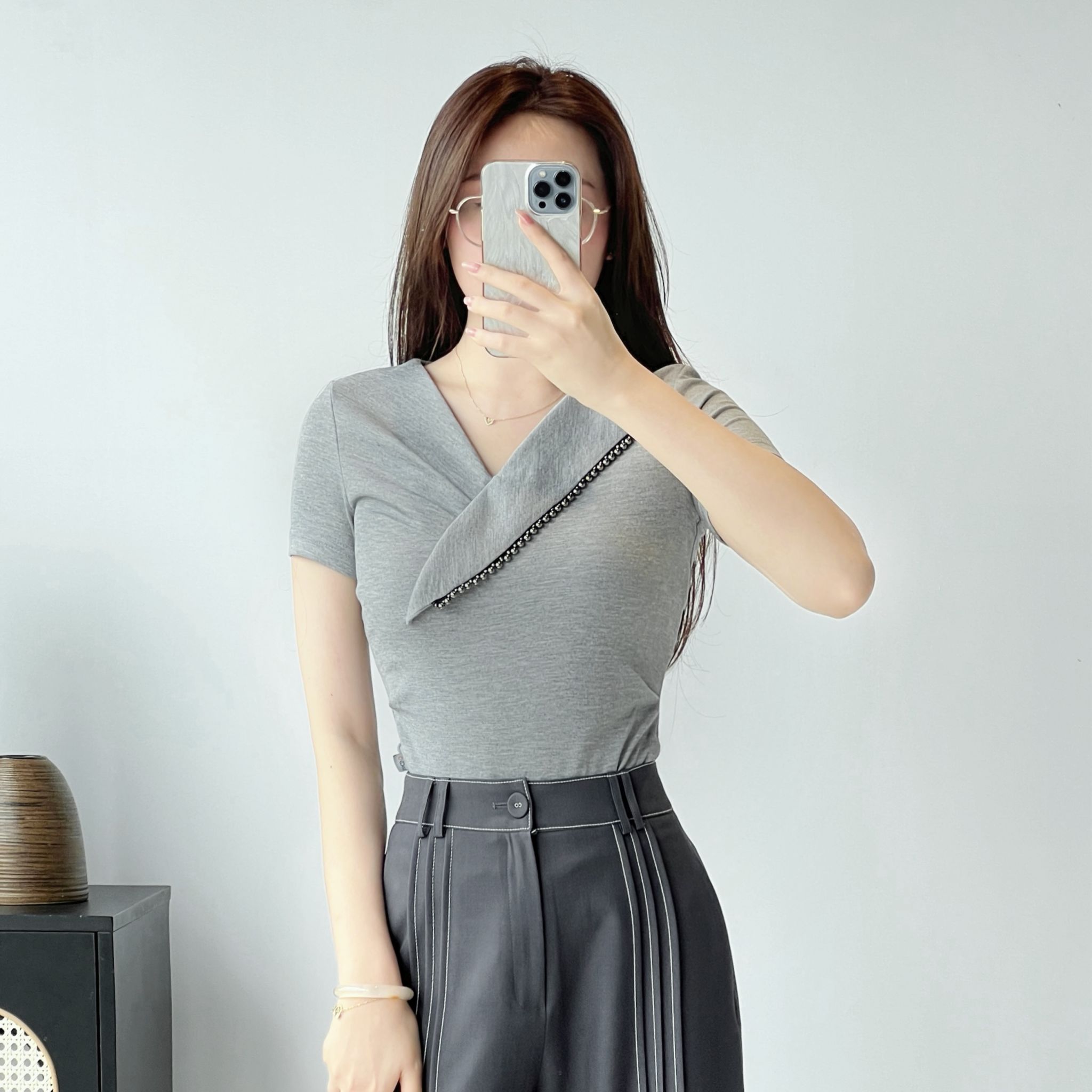 Áo thun kiểu Moona