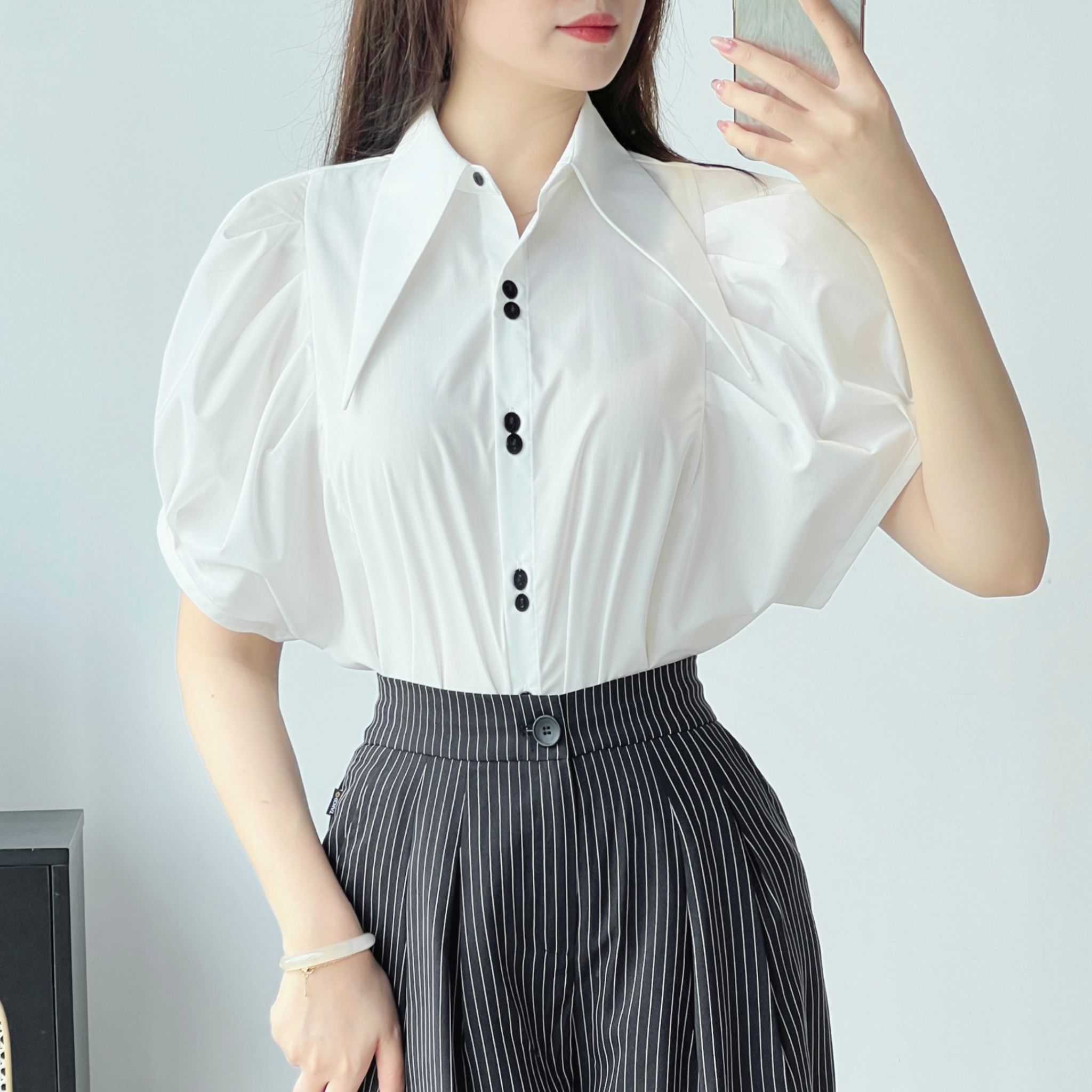 Sơ mi kiểu tay dơi bồng