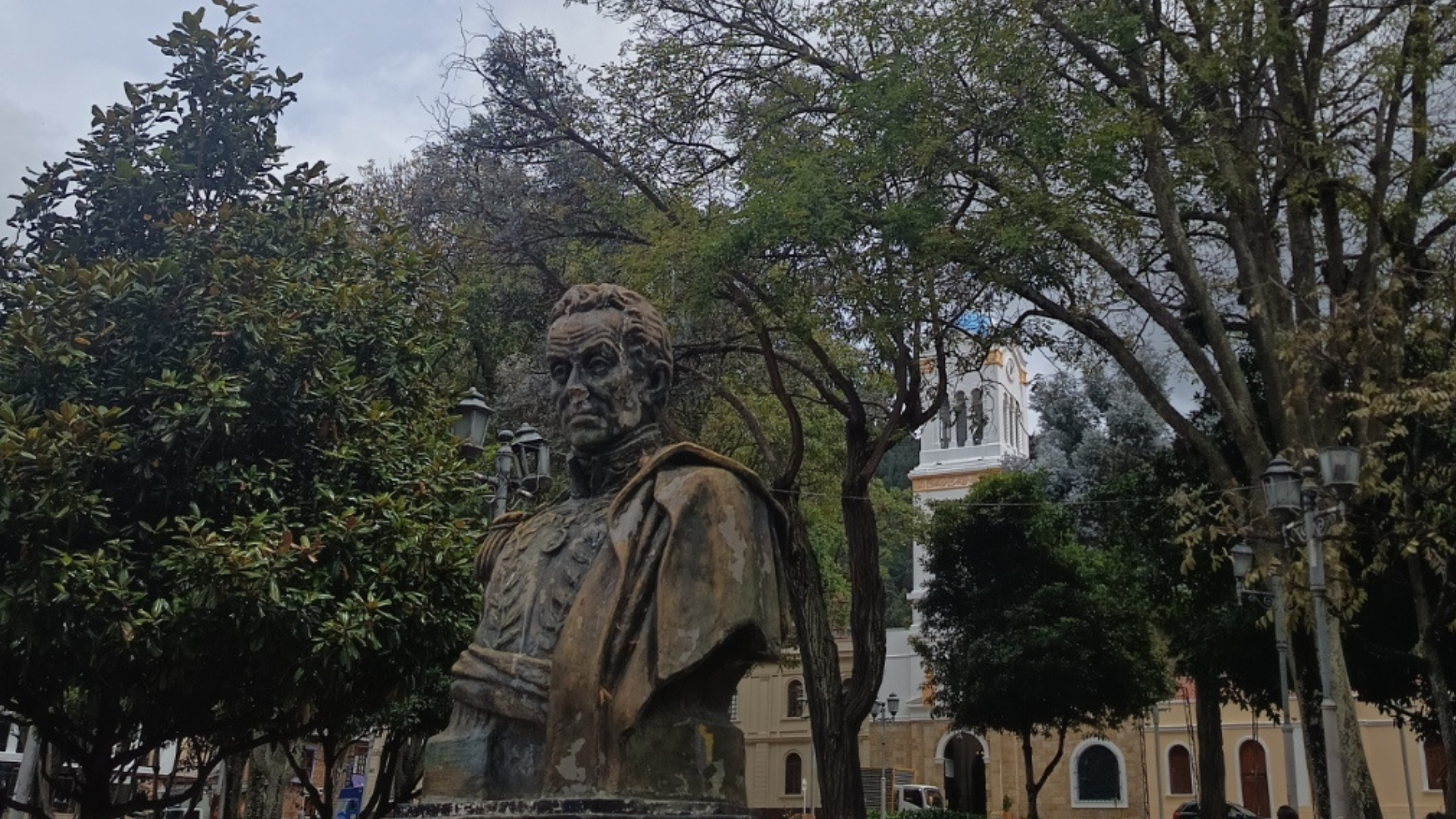 Usaquén no se visita. Se vive.