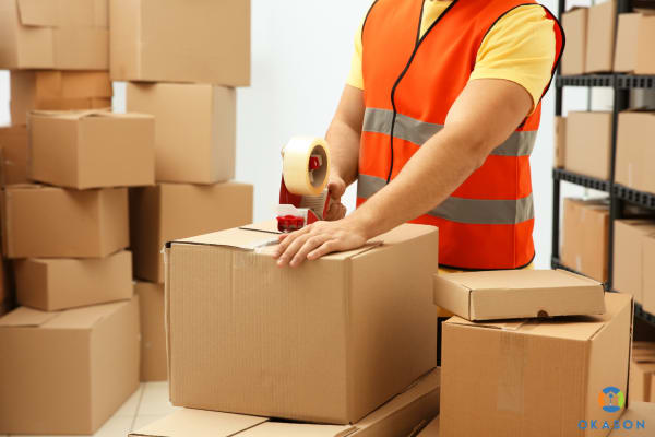 Packing Slips vs Invoices: What to Send
