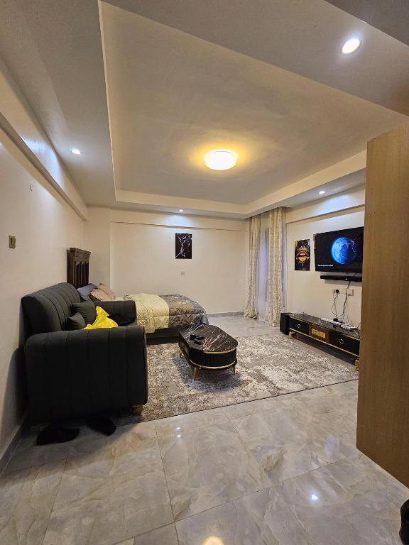 Studio Apartment for Sale in Kileleshwa, Nairobi (Dannaf Apartments)-1