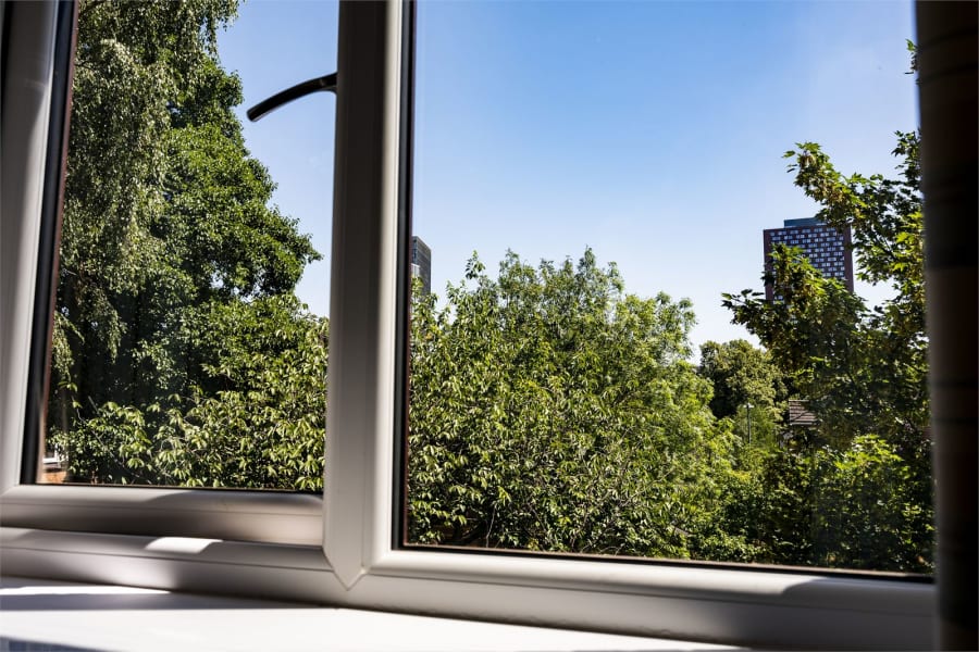 Brindleyplace Apartment, photo 23 of 33