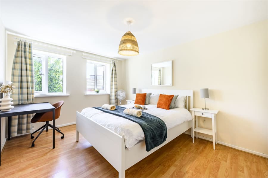 Brindleyplace Apartment, photo 3 of 33
