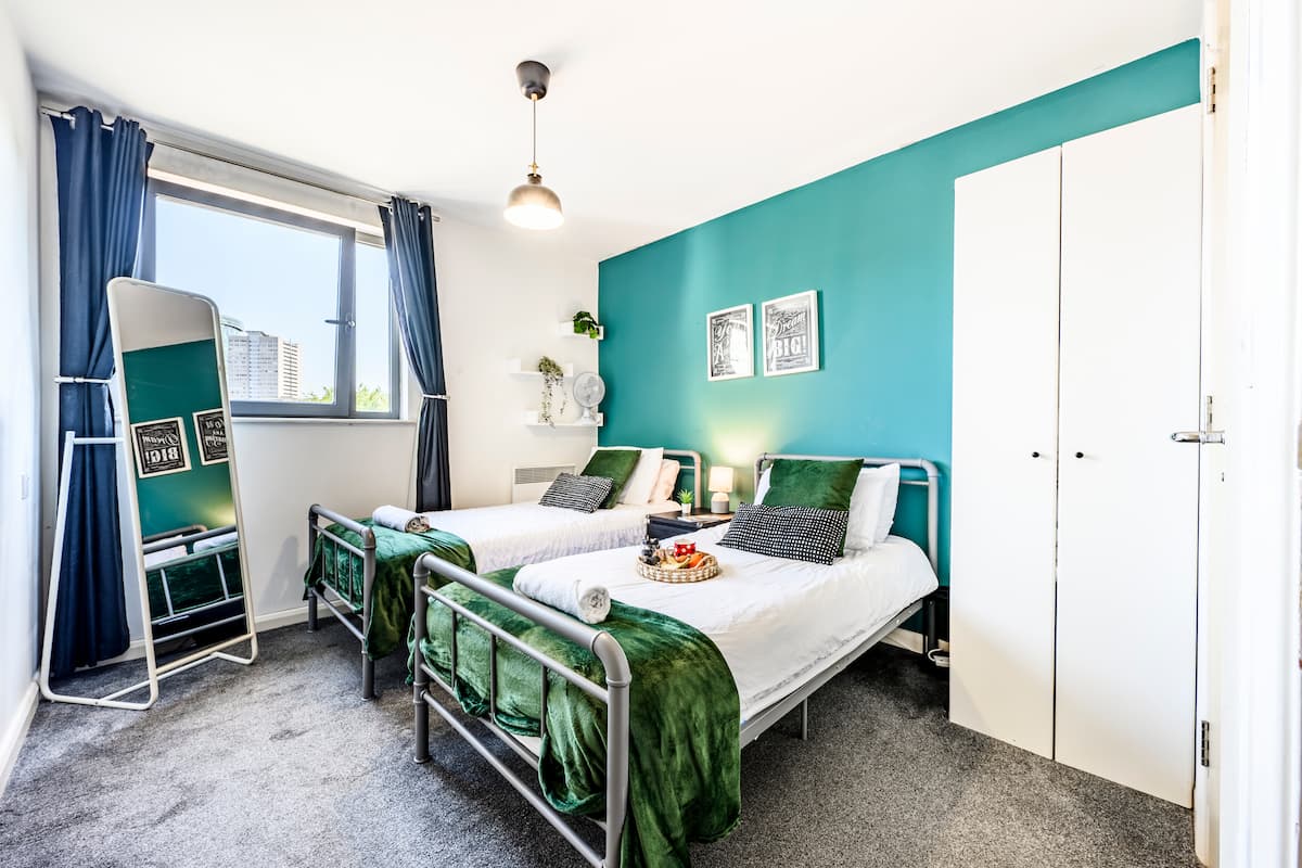 Oasis in the City apartment, Birmingham city centre