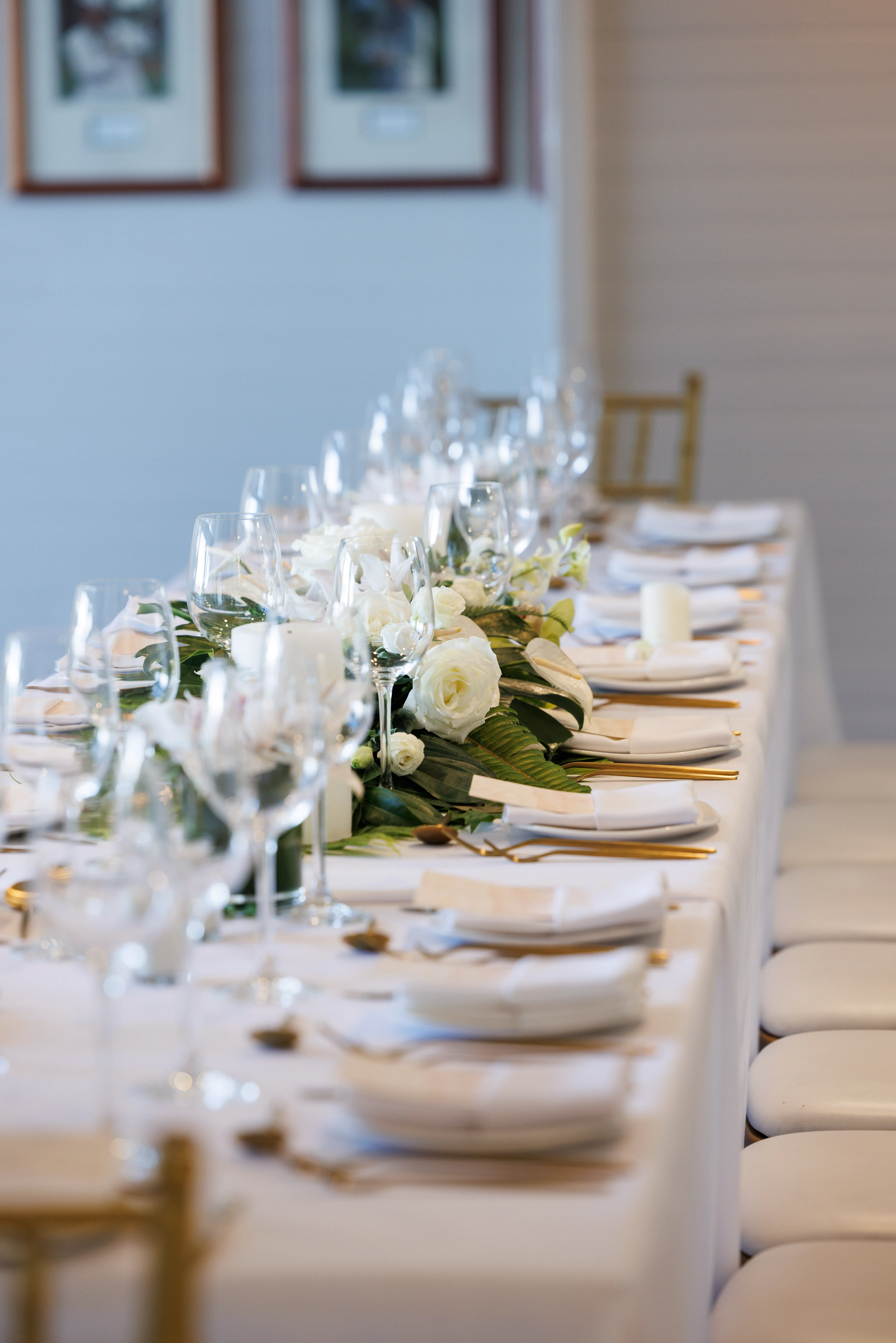 Grand Staircase Foyer - Gallery Image 14