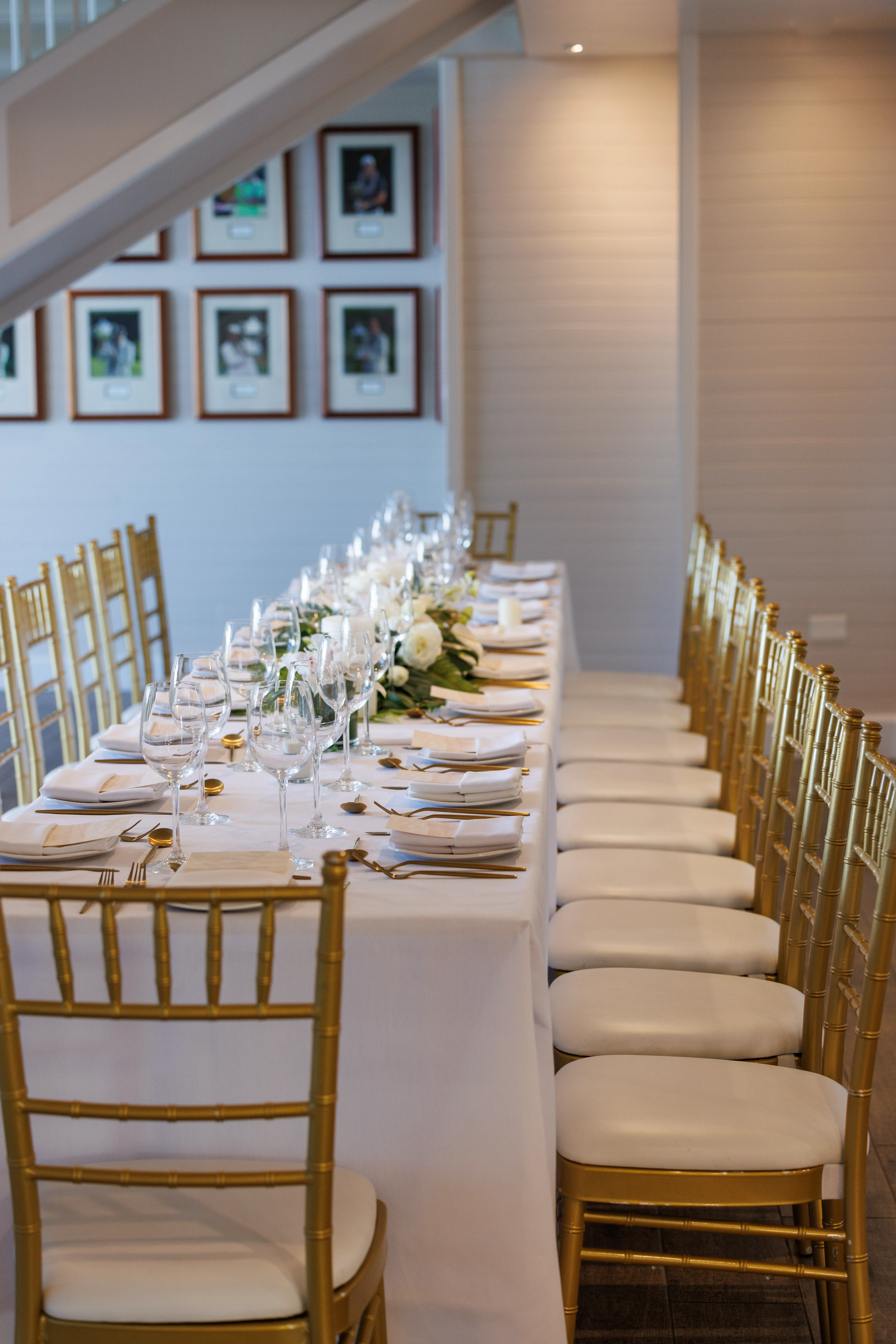 Grand Staircase Foyer - Gallery Image 11