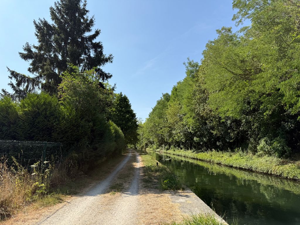 Le Canal de l'Ourcq & son Chemin de Halage