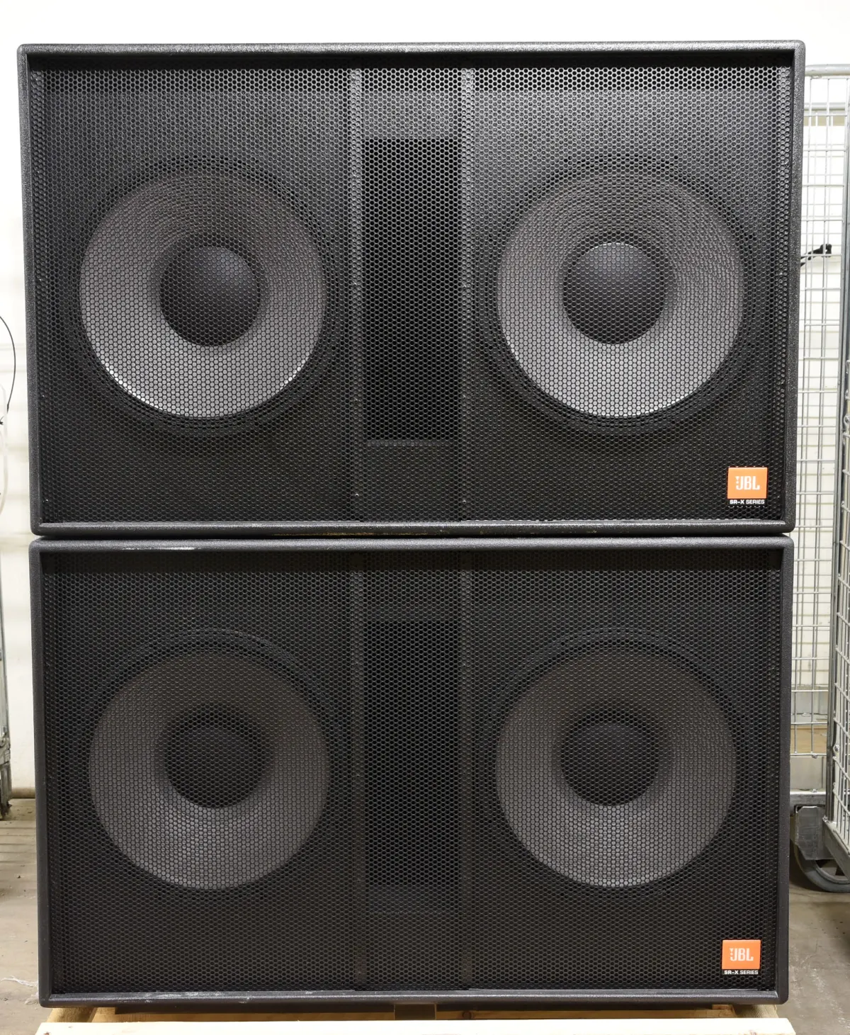 JBL Full Range Speaker SR 4733 thumbnail 2