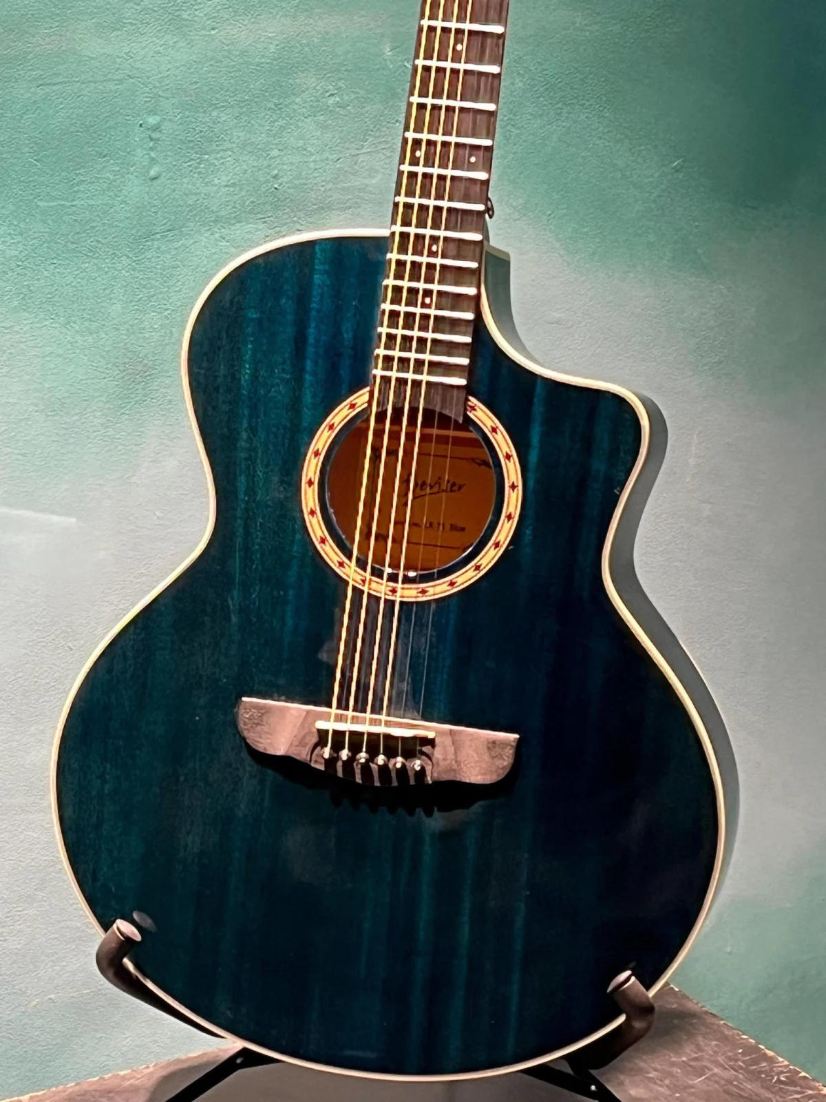 DEVISER Electric Bass Guitar LB34