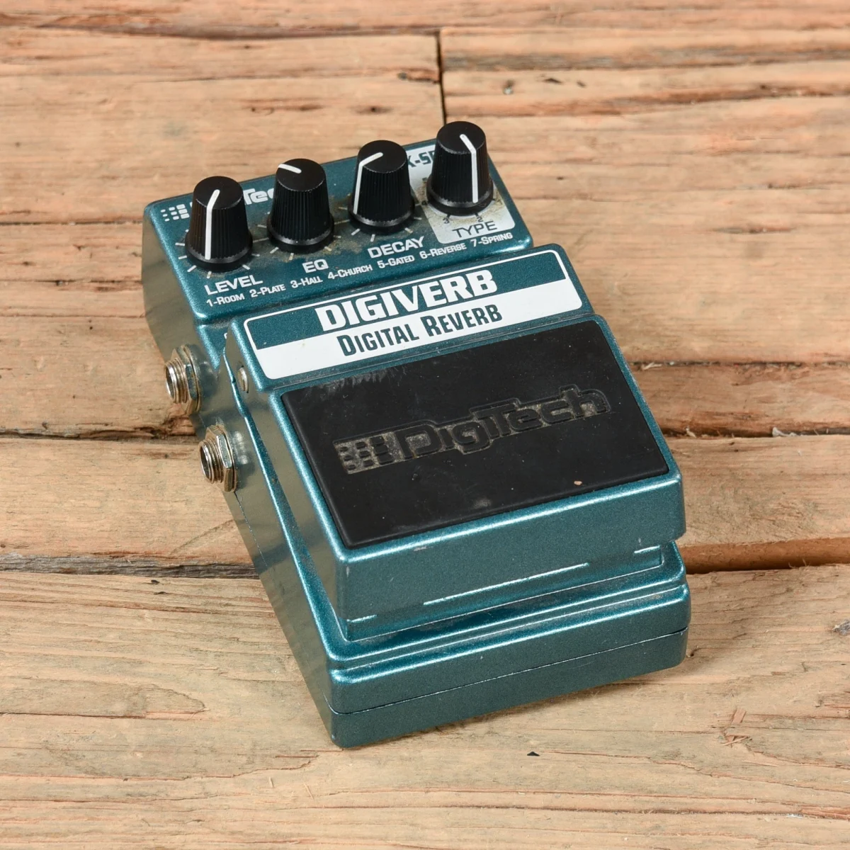 DIGITECH Effect Pedal Polara (revarb) thumbnail 3
