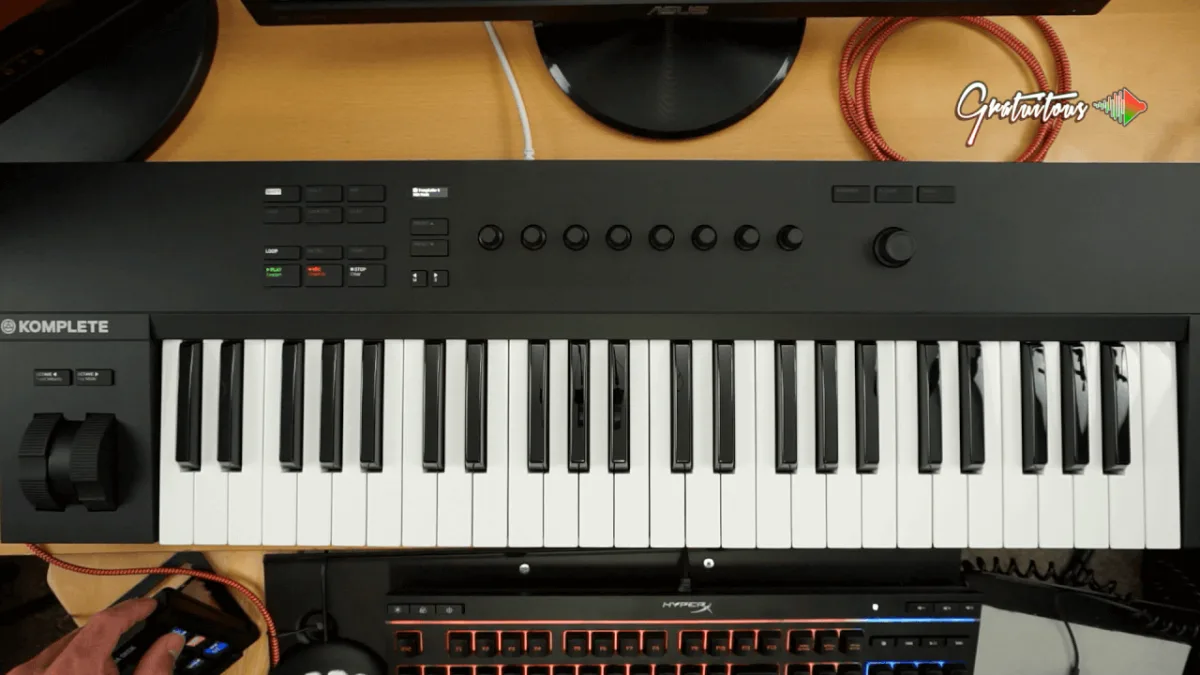 NATIVE INSTRUMENT Midi Keyboard KONTROL A49 thumbnail 3