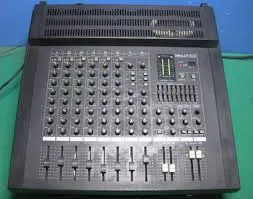 ROLAND Mixer Console PA 200 thumbnail 2