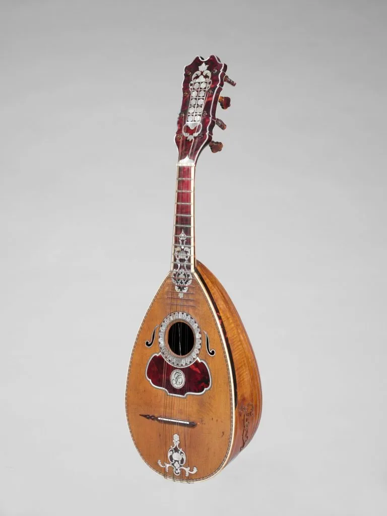 GIULIANI Mandolin GMAD DE