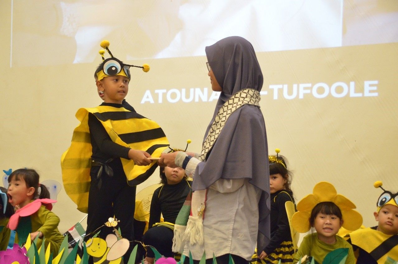 Donasi Home Montessori Indonesia ke SMART171, Penyadaran Generasi Muda Peduli Palestina