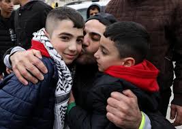 Israel Paksa Deportasi 3 Tawanan Palestina, Upaya Israel Hapus Identitas Palestina di Al-Quds