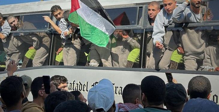 35 Tawanan Palestina Dibebaskan dalam Fase Keenam