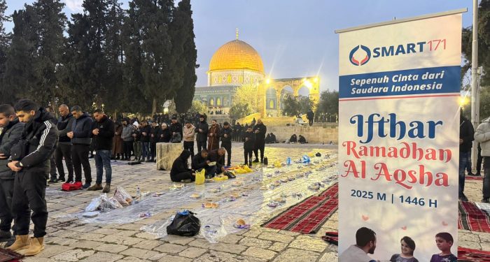 SMART 171 Salurkan Paket Berbuka di Masjid Al-Aqsa Palestina