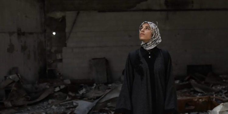 Israel Bunuh Jurnalis Foto Fatema Hassouna