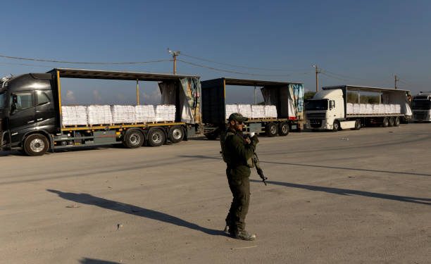 Netanyahu Bohong Lagi, Hanya Izinkan 5 Truk Bantuan Masuk Gaza Setelah Alexander Dibebaskan