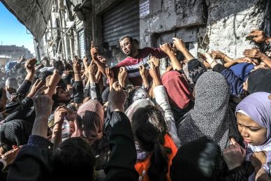 Genosida Israel Membuat Sembako "biasa" Menjadi Barang Mahal Black Market