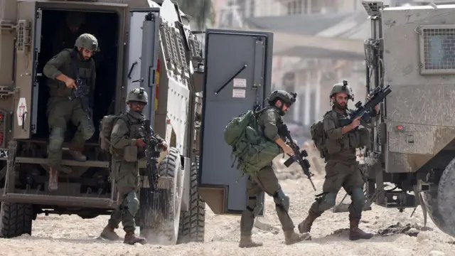 Hamas: Pembebasan Tawanan Israel Tergantung Penarikan Pasukan Israel dari Gaza
