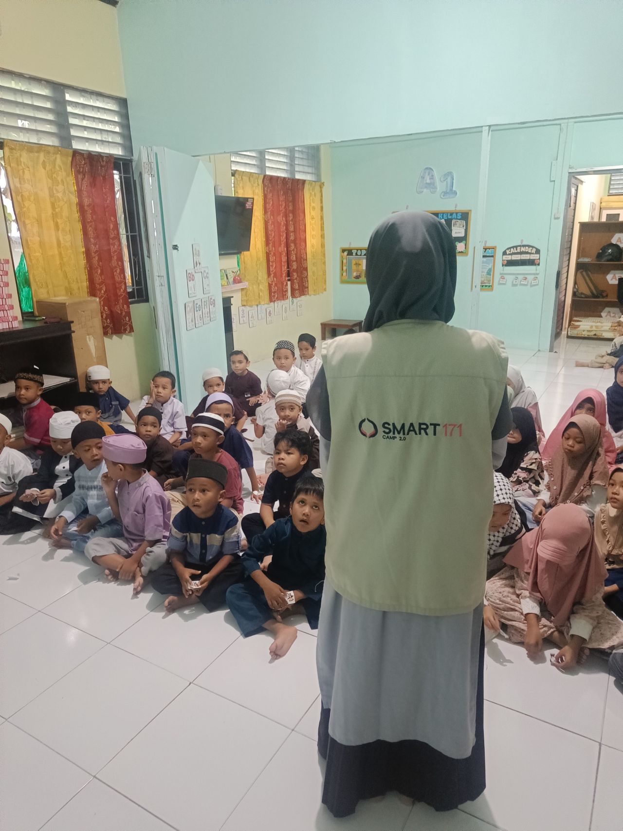 Baik Berisik Maluku Edukasi Siswa RA Daarul Na'im Ambon