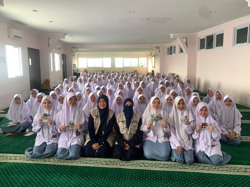 200 Siswa Daar En Nisa Diedukasi Tentang Palestina dan Jejak Solidaritas Ulama Indonesia