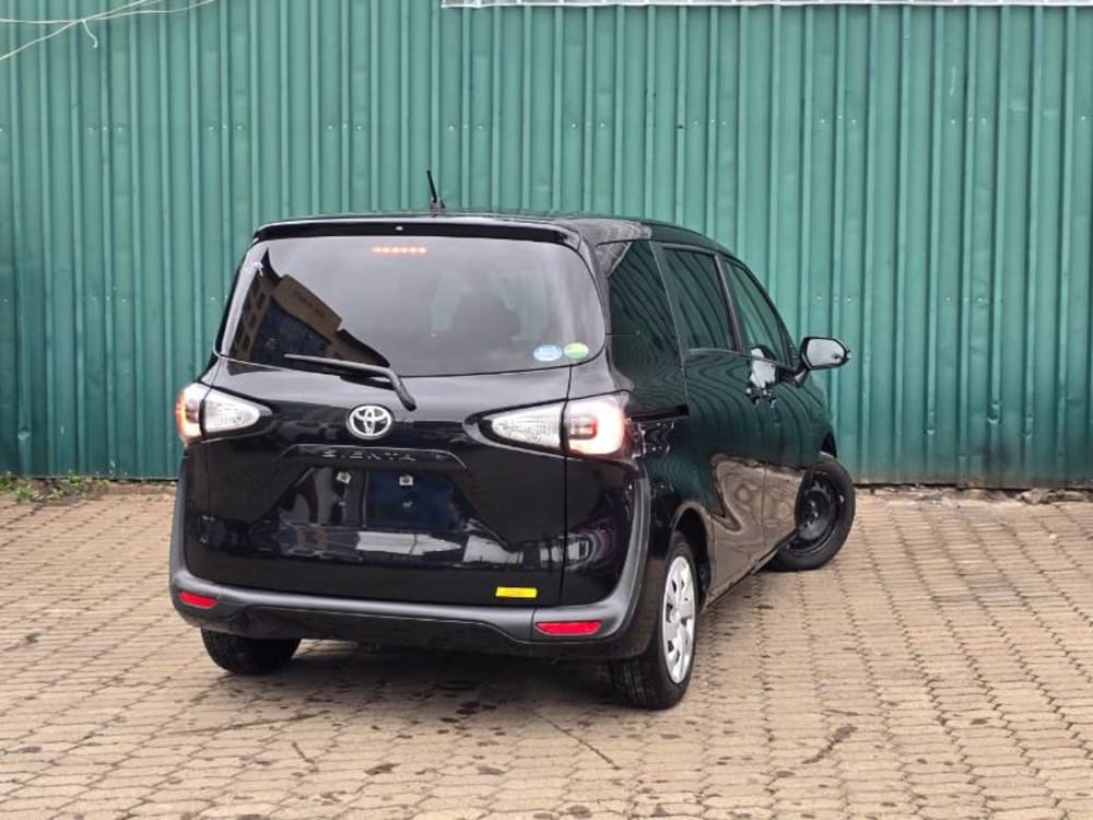 2018 Toyota Sienta - View 3