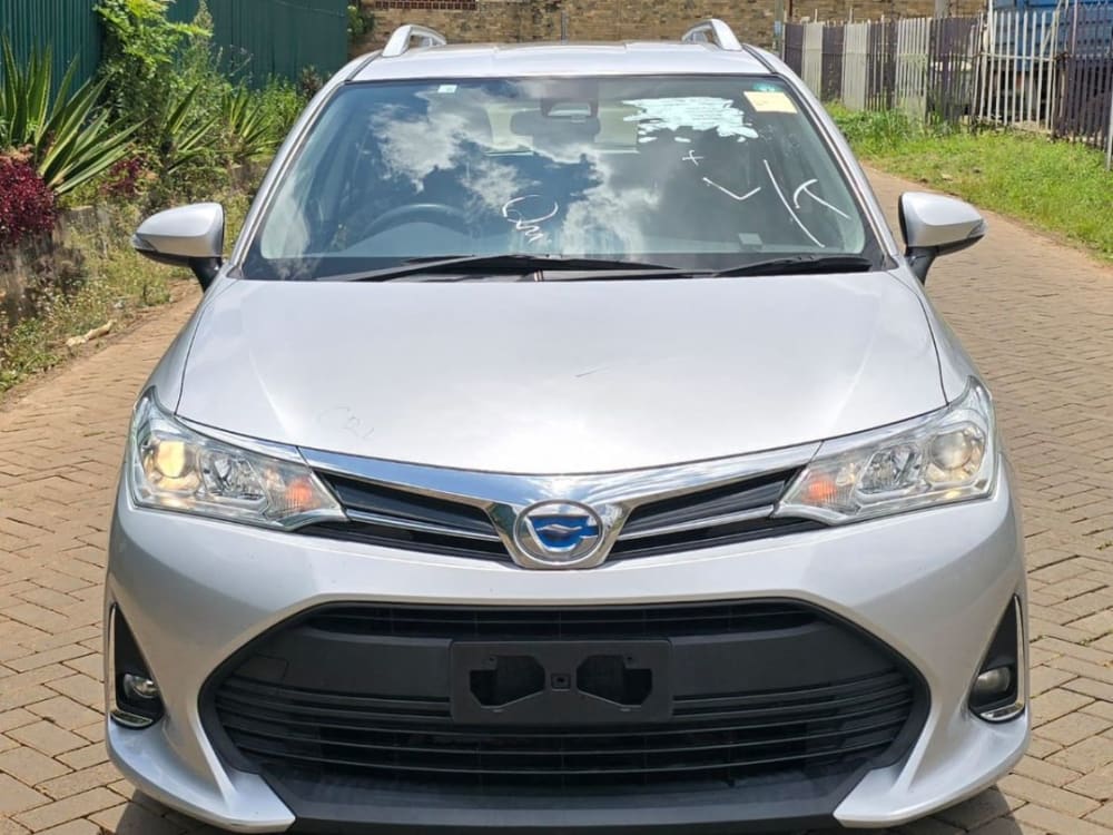 2018 Toyota Corolla Fielder - View 3