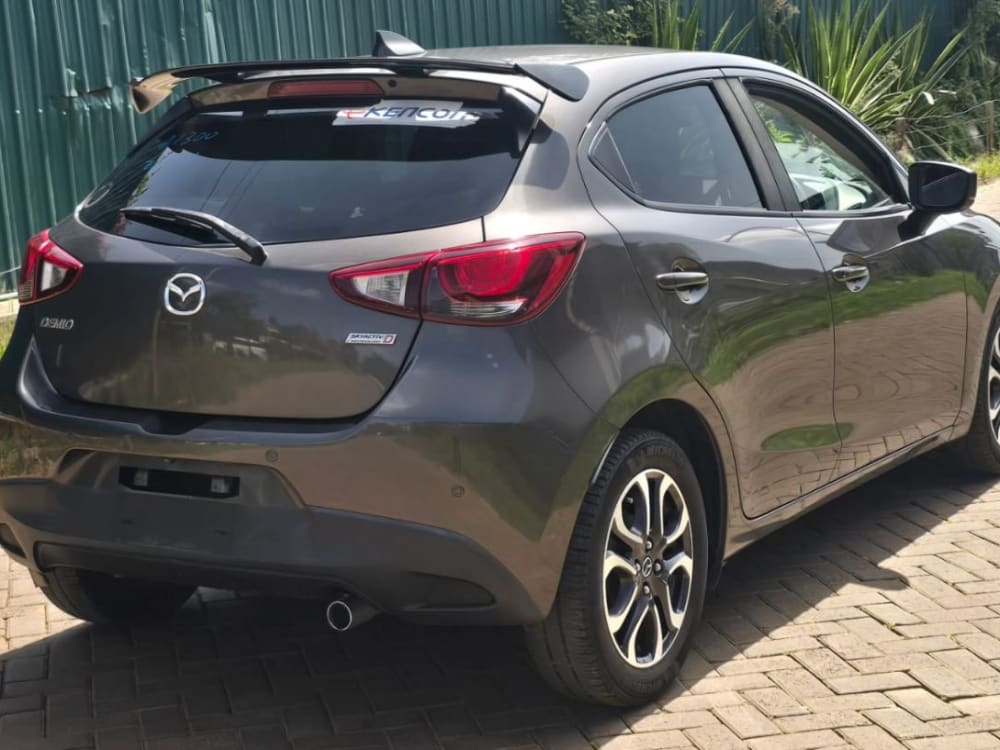 2018 Mazda Demio - View 4