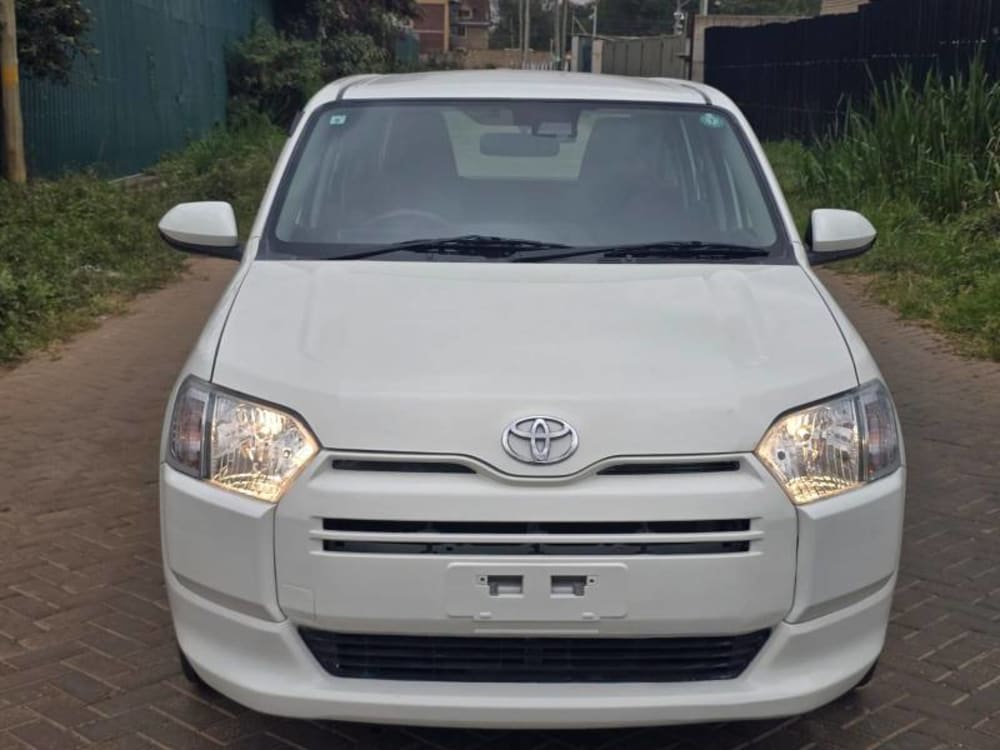 2020 Toyota PROBOX GL - View 2