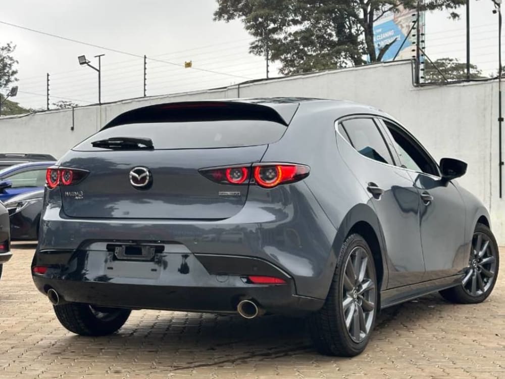 2019 Mazda 3 XD Black Tone Edition - View 3