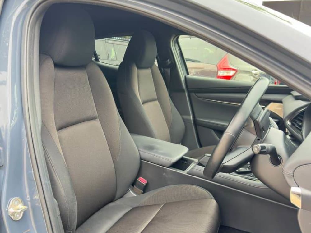 2019 Mazda 3 XD Black Tone Edition - View 6