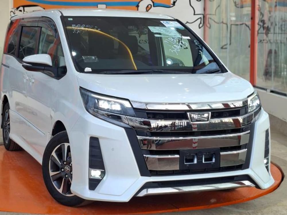 2019 TOYOTA NOAH CROWN Z - View 4