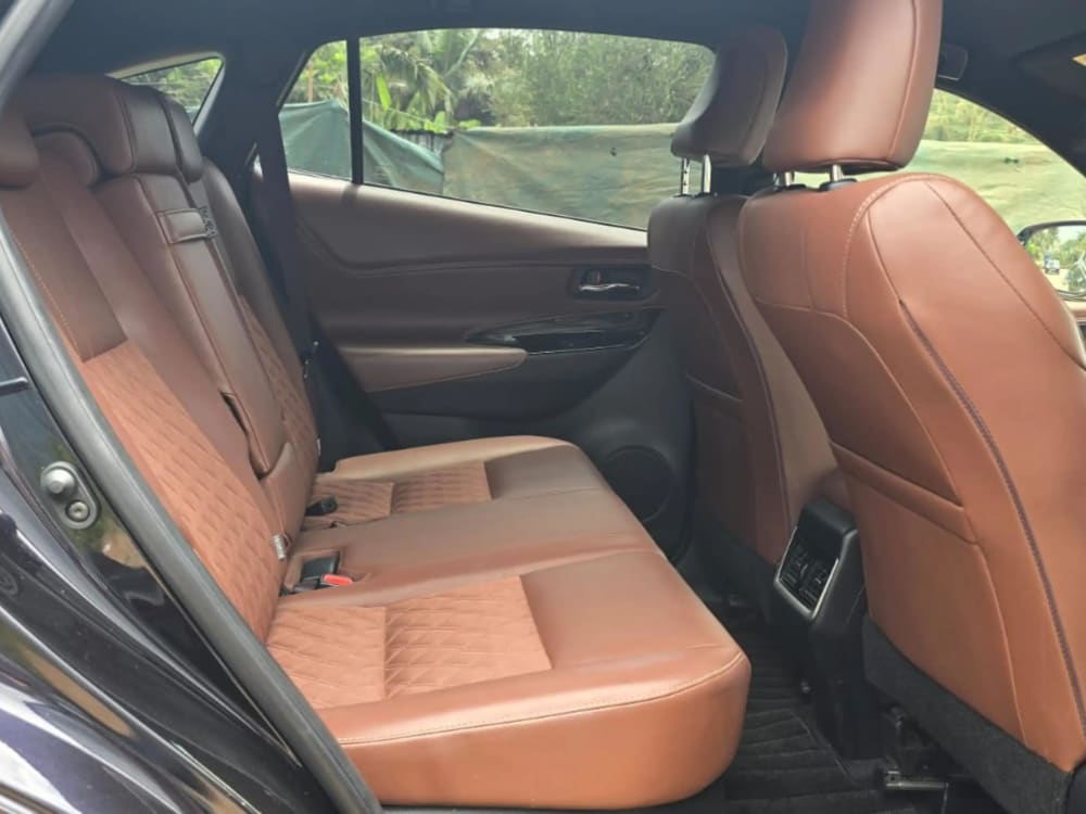 2019 TOYOTA HARRIER - View 7