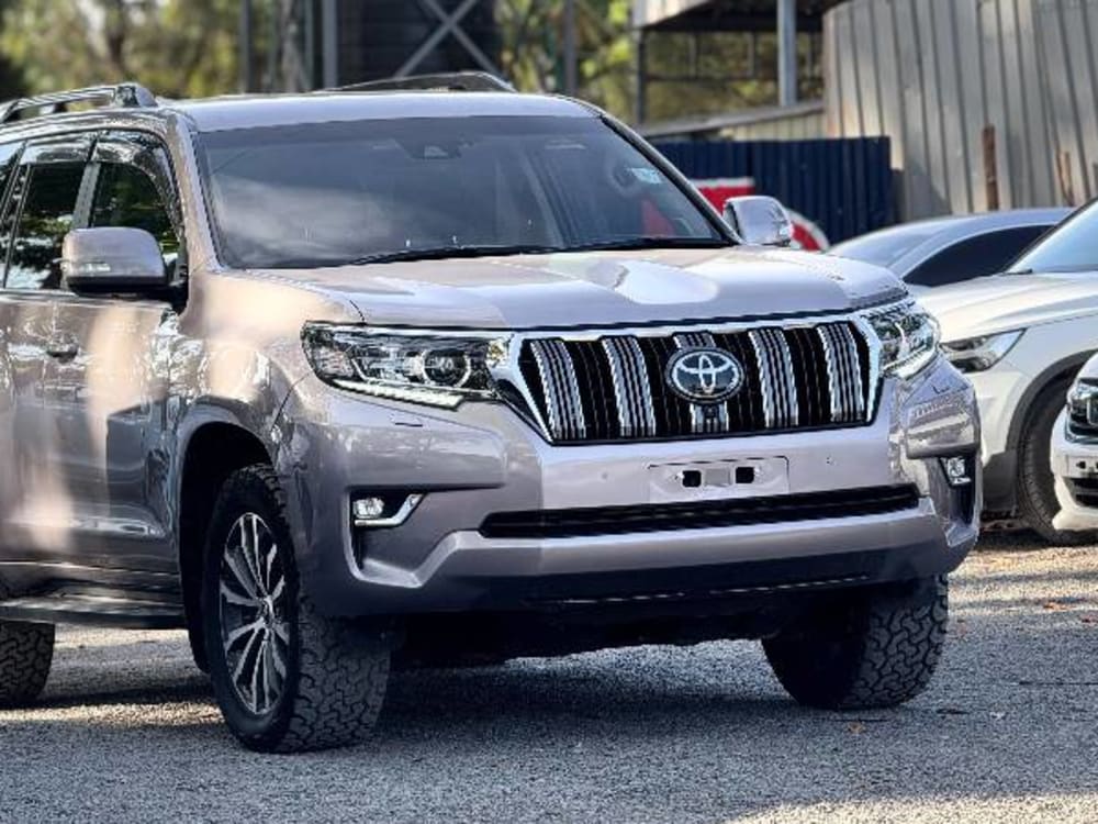 2019 TOYOTA LAND CRUISER PRADO TZ-G - View 2
