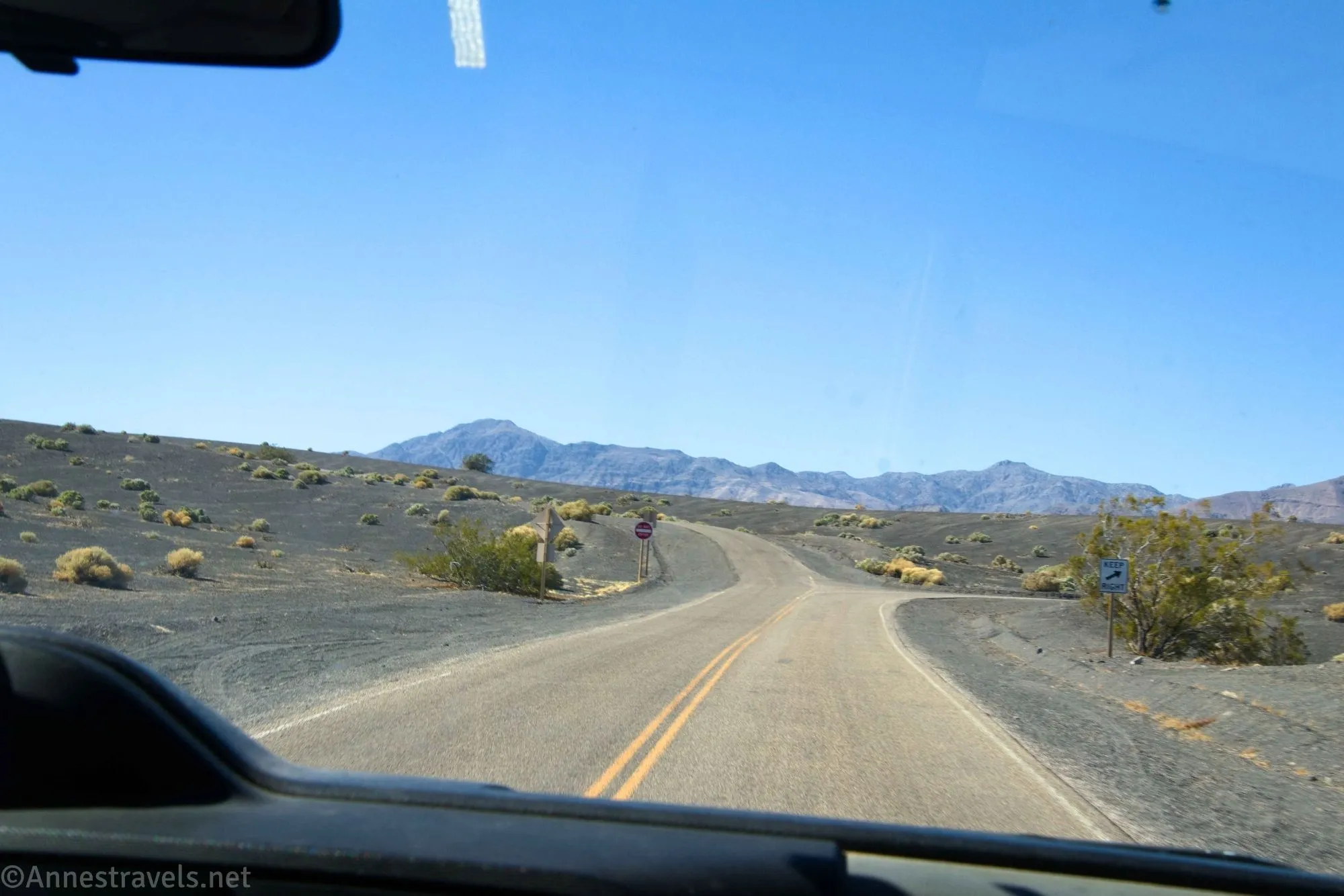 The road to Ubehebe Crater, The Historic Stovepipe Well, Death Valley National Park, California