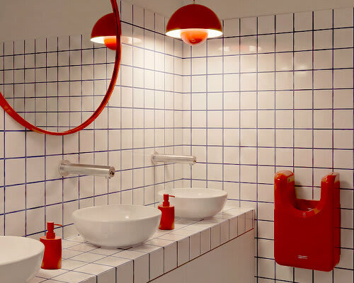 L'innovation ergonomique au service du design : Le sèche-mains U-Flow de Mediclinics