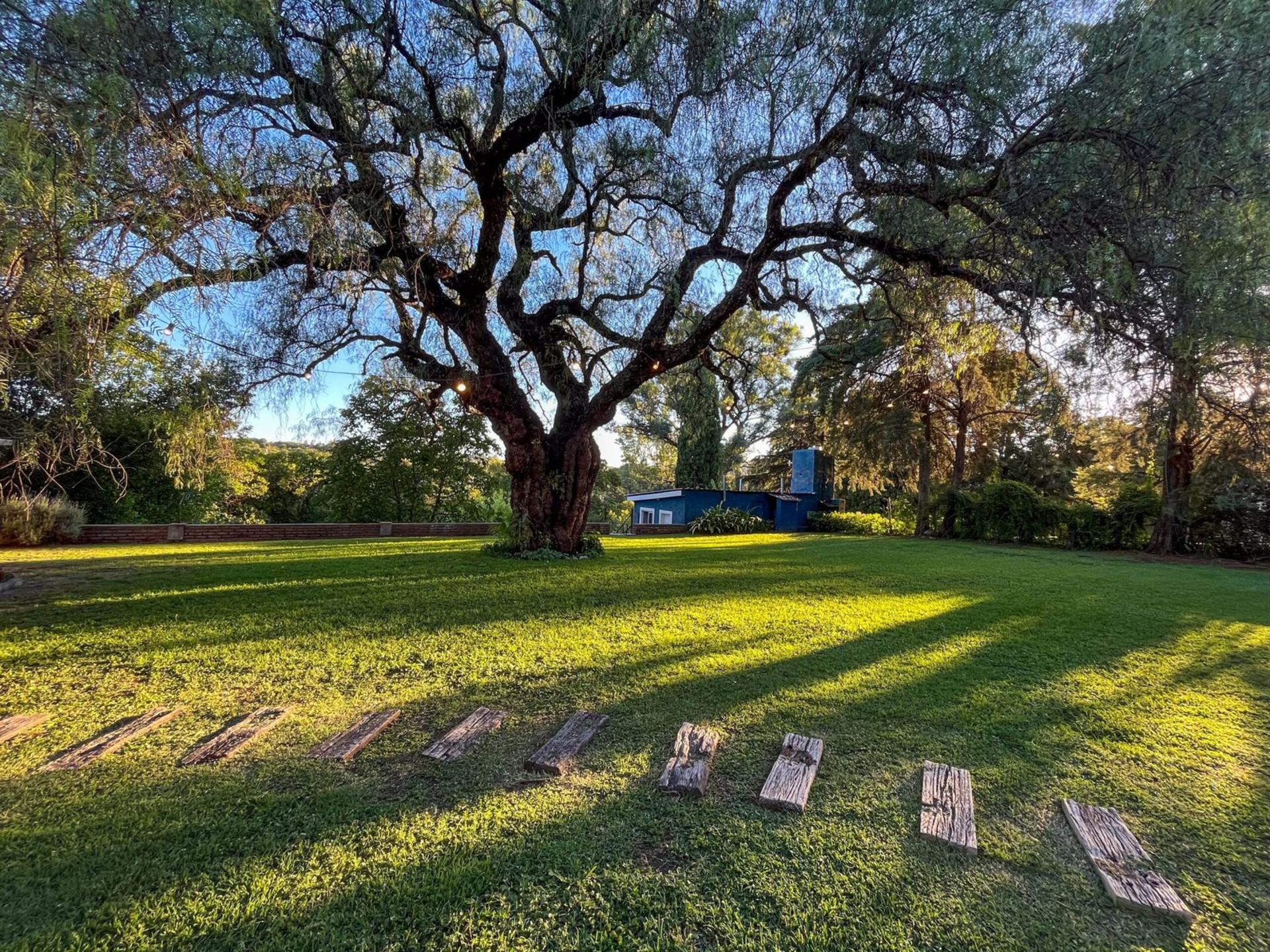 Casa en venta en La Granja con parque de 3.470 m² y pileta — La Granja, Córdoba