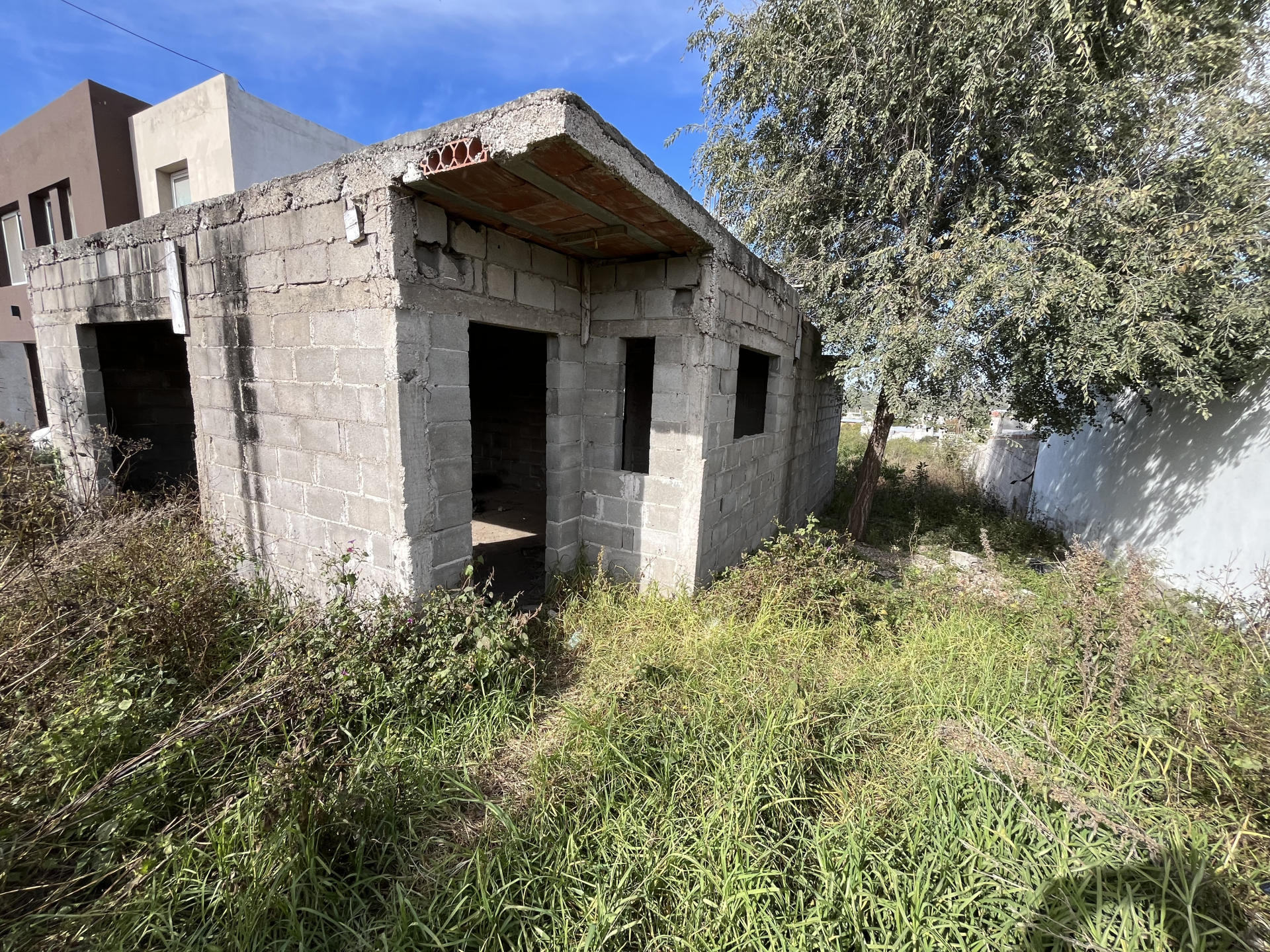 Lote de 410 m² con construcción a terminar en Villa San Nicolás, Córdoba - foto 2