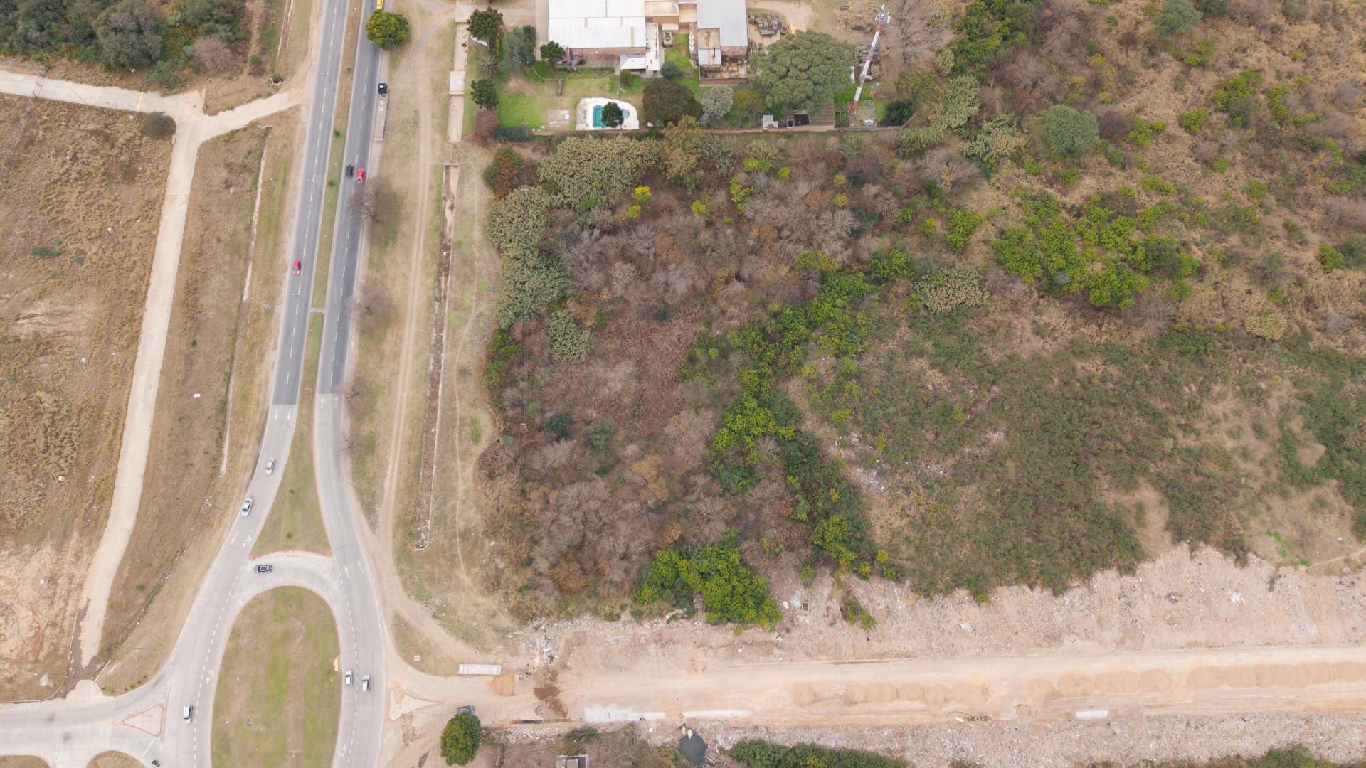 Parcela en venta de 8.717 m² | Córdoba Capital (A metros de Av. Ricardo Balbín y a 1 km de Circunvalación) - foto 2
