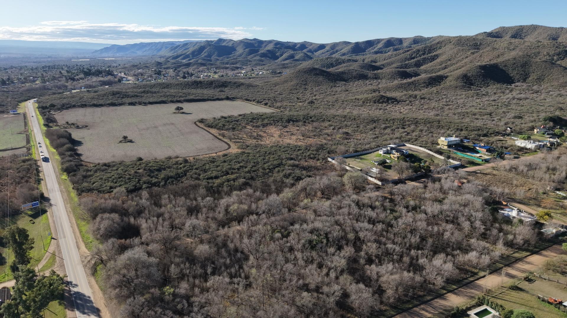 Lote plano de 1.146 m² a 100 metros de Ruta 5 | Villa Rumipal - foto 1