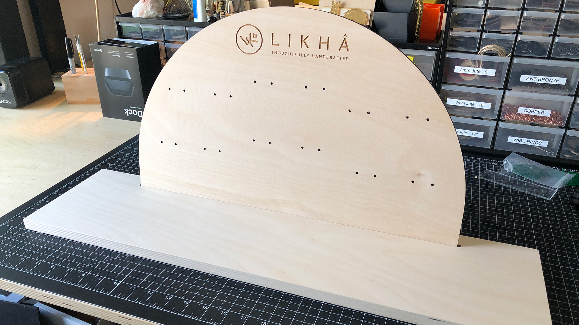 Arch Product Display