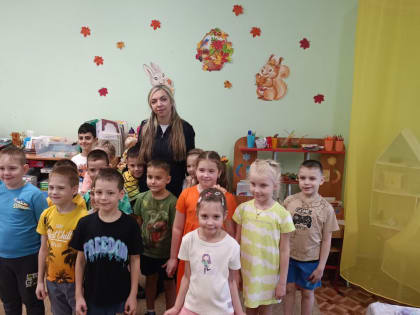 Дошкольники изучают правила дорожного движения