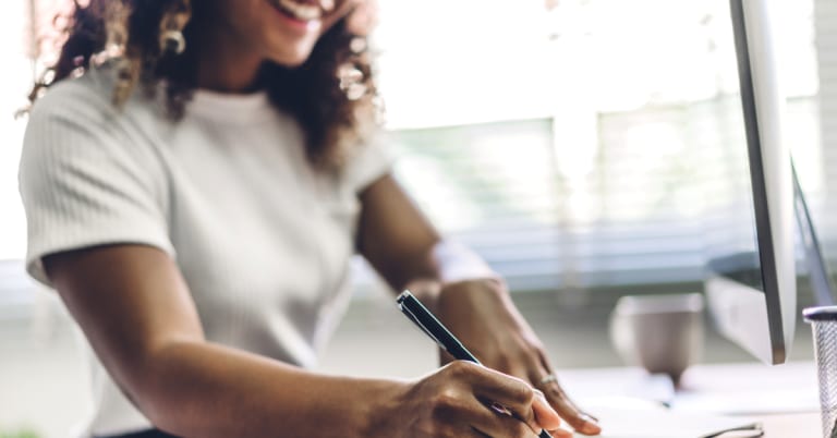 Spanish present tense verbs complete beginner guide — the stem and ending system, irregular verbs, and how Spanish present tense differs from English