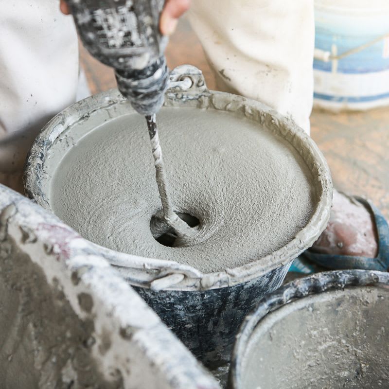 Beton selber mischen – das richtige Anmischen, auch in kleinen Mengen